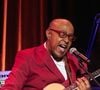 Les deux artistes avaient interprété en duo la bande originale de La Belle et la Bête (1991), écrite par Alan Menken et Howard Ashman.

Peabo Bryson, Instagram