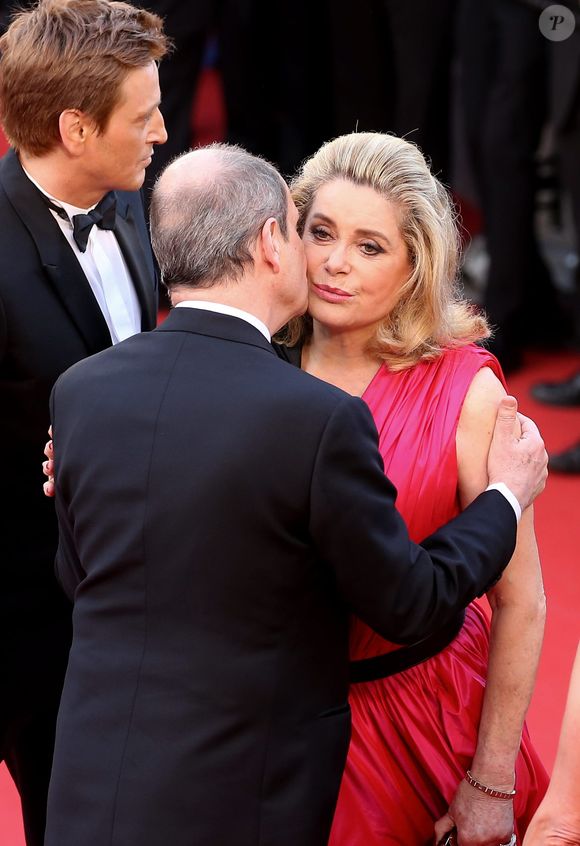 Benoît Magimel, Catherine Deneuve (Montre Jaeger-LeCoultre) et Pierre Lescure -  Montée des marches du film "La Tête Haute" pour l'ouverture du 68 ème Festival du film de Cannes – Cannes le 13 mai 2015 @DOMINIQUE JACOVIDES / BESTIMAGE