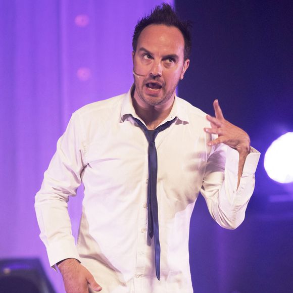 L'humoriste Jarry sur scene avec son spectacle "Atypique", lors du festival Performance d'Acteur a Cannes (06) le 18 avril 2017  - Photo by Syspeo.c/ANDBZ/ABACAPRESS.COM
