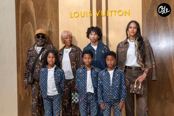 Pharoah Williams, Carolyn Williams, Rocket Williams, Helen Lasichanh - Photocall du défilé de mode Louis Vuitton Prêt à Porter Collection Homme Printemps/Été 2027 lors de la Fashion Week de Paris le 23 juin 2026.

© Olivier Borde / Bestimage