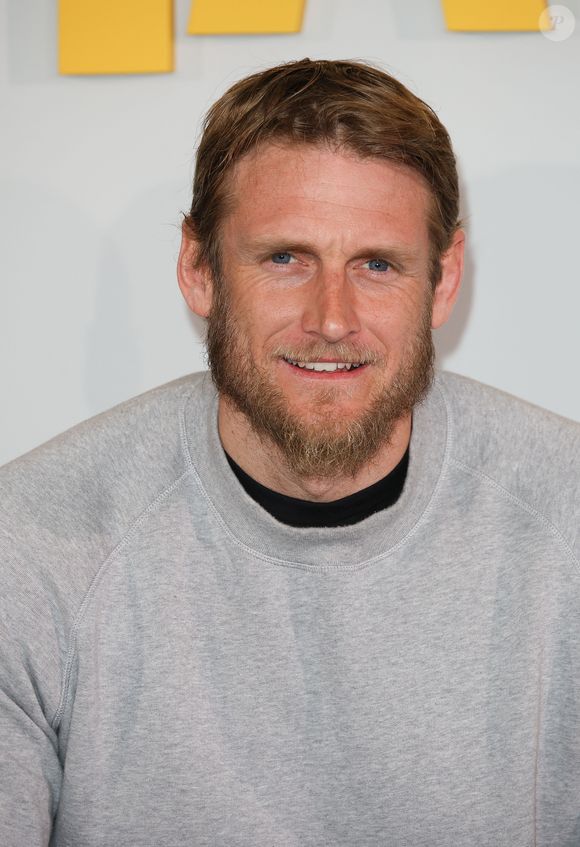 Le procès avait lieu ce lundi 23 juin 2025, mais l'humoriste a manqué à l'appel.

Ragnar Le Breton à l'avant premiere de la série Netflix "Fiasco" au cinema UGC Normandie à Paris, le 29 avril 2024.

Photo : Coadic Guirec / Bestimage
