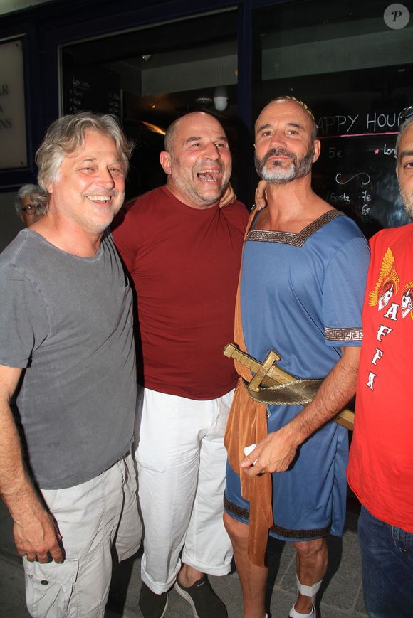 Exclusif - Denis Charvet, Vincent Moscato et Éric Di Meco à la soirée au bar "Le Quartier" à Paris, France, le 29 juin 2019. © Philippe Baldini/Bestimage