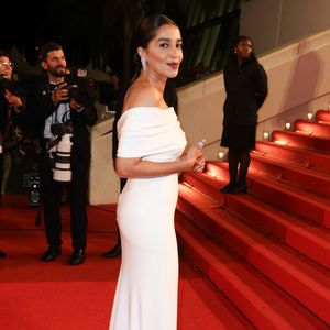 La projection était un événement que sa femme et mère de ses 4 enfants ne voulait pas rater

Leïla Bekhti - Montée des marches du film « Alpha » lors du 78ème Festival International du Film de Cannes, au Palais des Festivals à Cannes. Le 19 mai 2025
© Jacovides-Moreau / Bestimage