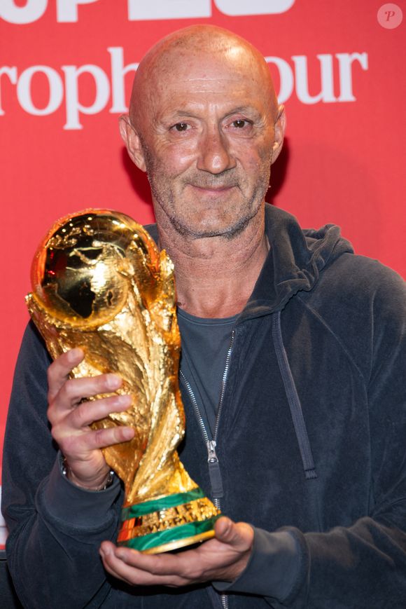 Fabien Barthez - Trophée de la Coupe du Monde de la FIFA à l'Adidas Home of Sport sur les Champs-Elysées à Paris le 10 février 2026. © Cyril Moreau/Bestimage