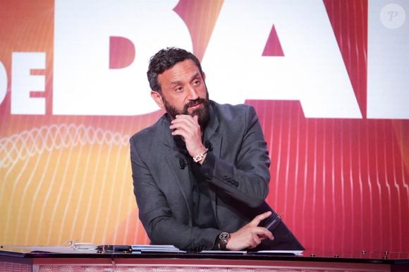 Exclusif - Cyril Hanouna, sur le plateau de l’émission « TPMP » présentée par C.Hanouna et diffusée en direct sur C8, Paris, France, le 08 janvier 2025. © Jack Tribeca / Bestimage