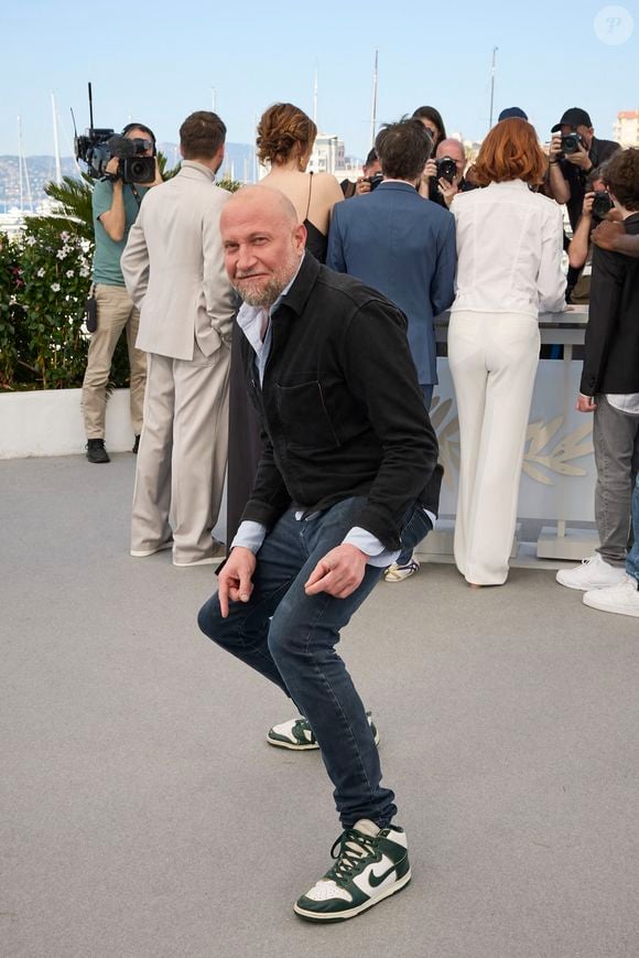 François Damiens - Photocall du film "Le Procès du Chien" lors du 77ème Festival International du Film de Cannes le 19 mai 2024.

© Jacovides / Moreau / Bestimage