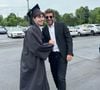 Si Oscar a choisi une voie radicalement différente de celle de ses parents, il reste leur portrait craché...

Instagram du fils aîné de Patrick Bruel : Oscar Bruel.