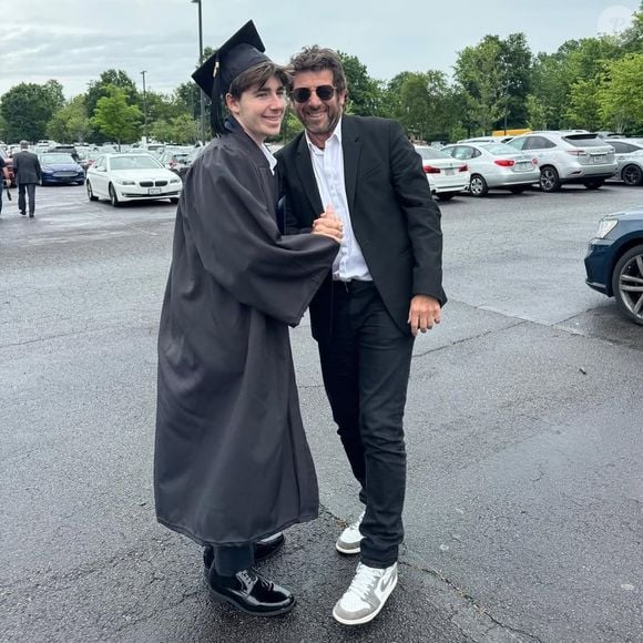 Si Oscar a choisi une voie radicalement différente de celle de ses parents, il reste leur portrait craché...

Instagram du fils aîné de Patrick Bruel : Oscar Bruel.
