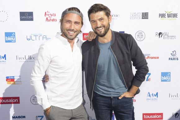 Exclusif - Ghislain Gerin et son mari Christophe Beaugrand - Festival des Livres et des Artistes organisé par l'association "Lecture pour Tous" engagée dans la lutte contre l'illettrisme au Mail Branly à Paris le2 juillet 2022.
© Pierre Perusseau/ Jack Tribeca / Bestimage