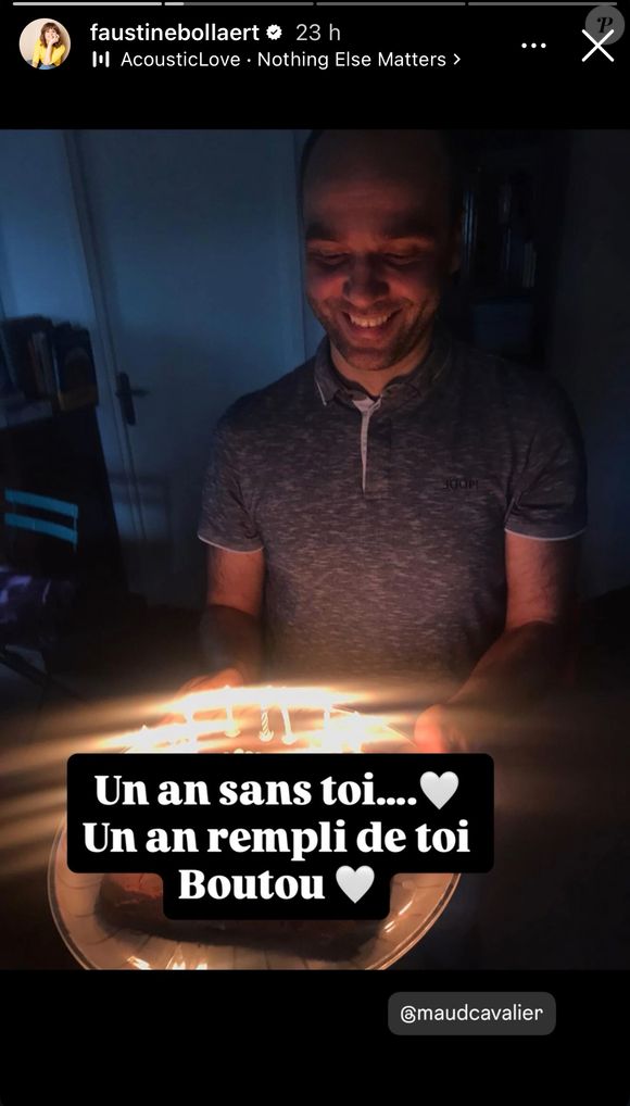 Un an plus tard, elle lui rend hommage à travers une story sur Instagram.

Faustine Bollaert éprouvée par la mort d'un ami survenue il y a un an, sur Instagram le 6 octobre 2025.