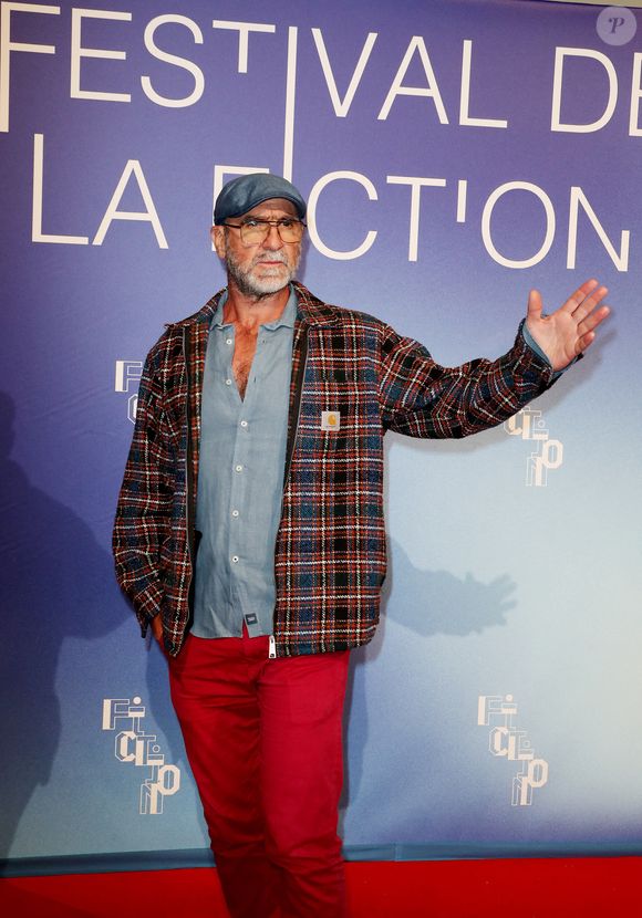 Eric Cantona - Photocall du film en compétition "Murder Club" lors de la 26ème Edition du Festival de la Fiction de La Rochelle. Le 11 septembre 2024. © Patrick Bernard / Bestimage