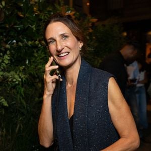 La comédienne connaît une rentrée particulièrement chargée avec plusieurs projets à l’écran.
Camille Cottin à la sortie de l'after de la maison Dior au restaurant Lapérouse à Paris le 29 septembre 2026. © Pierre Perusseau / Bestimage
