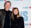 Cette escapade romantique lui a été offerte par son épouse Hortense comme cadeau d'anniversaire.

Denis Brogniart et sa femme Hortense à l'avant-première du film "Le Mans" au cinéma Gaumont Champs-Élysées à Paris, en France, le 6 octobre 2019.

© Olivier Borde/Bestimage