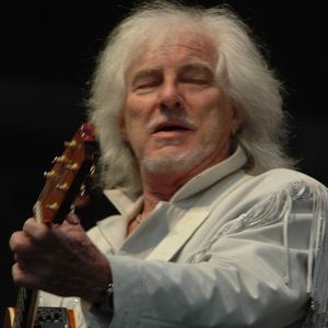 Archives - Concert de Hugues Auffray 2009 AGENCE / BESTIMAGE