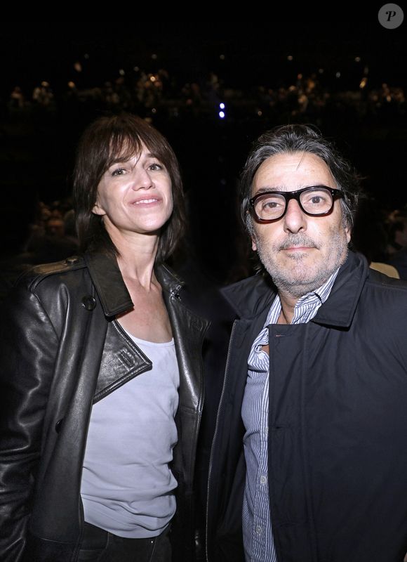 Charlotte Gainsbourg et Yvan Attal à la grande conférence du collectif. Photo par CEDRIC PERRIN / BESTIMAGE