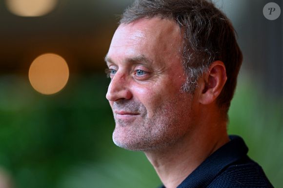 Augustin Trapenard assiste aux Internationaux de France 2025 à Roland Garros le 31 mai 2025 à Paris, France. Photo by ABACAPRESS.COM
