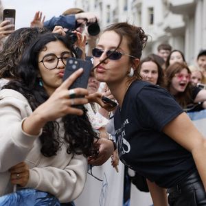 Adèle Exarchopoulos se rend à l'Hôtel Martinez pour assister à une projection avant le 78ème Festival de Cannes le 15 mai 2025 à Cannes, France. Photo by Marco Piovanotto/ABACAPRESS.COM