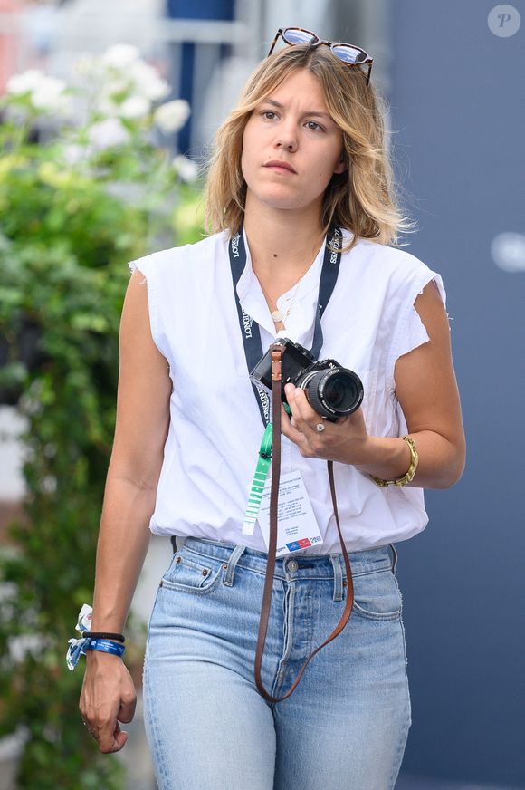 Elle fête ses 27 ans aujourd'hui !

Yasmine Lavoine assiste au Jumping Eiffel de Paris 2022 le 26 juin 2022 à Paris, France. Photo par Laurent Zabulon/ABACAPRESS.COM