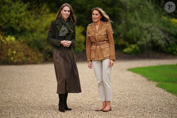 Kate Middleton et Melania Trump ont fait une apparition publique très remarquée.

Kate Middleton et Melania Trump au parc de Frogmore à Windsor, dans le Berkshire, lors du deuxième jour de la deuxième visite d'État du président américain Donald Trump au Royaume-Uni. © PA Photo/ Bestimage
