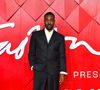 Il voit ces critiques comme une force pour s’approprier pleinement le personnage.

Paapa Essiedu - Photocall de la soirée des "British Fashion Awards 2023" au Royal Albert Hall à Londres, le 4 décembre 2023.
SGP / BESTIMAGE
