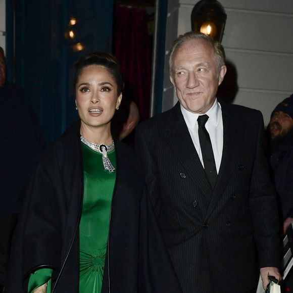 Salma Hayek and her husband Francois-Henri Pinault - Les célébrités fêtent le 50ème anniversaire de V.Beckham au club Oswald's à Londres, le 20 avril 2024. (Backgrid UK/ Bestimage)