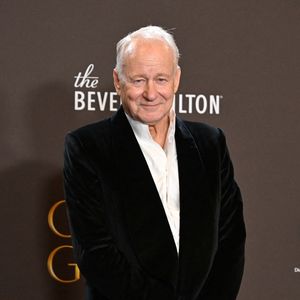 L'acteur suédois STELLAN SKARSGARD dans la salle de presse lors de la 83ème cérémonie des Golden Globes, au Beverly Hilton. © Kevin Sullivan via ZUMA Press Wire / Bestimage