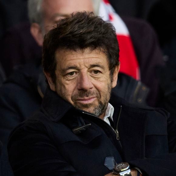 Info - Incendies à Los Angeles : Patrick Bruel perd sa maison détruite par le feu - Patrick Bruel - Célébrités dans les tribunes du match de Ligue 1 Uber Eats "PSG-Lyon" (4-1) au Parc des Princes à Paris le 21 avril 2024. © Cyril Moreau/Bestimage