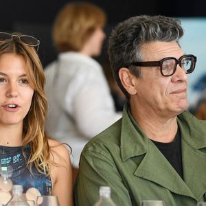 La fille de Marc Lavoine est photographe et comédienne

Yasmine Lavoine et son père Marc Lavoine dans l'Espace VIP lors de la 9ème édition du "Longines Paris Eiffel Jumping" au Champ de Mars à Paris, France, le 24 juin 2024. © Perusseau-Veeren/Bestimage