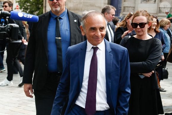Eric Zemmour à la sortie des obsèques de Jean Tiberi, maire de Paris de 1995 à 2001, en l'église Saint-Etienne-du-Mont à Paris le 3 juin 2025. © Christophe Clovis / Bestimage