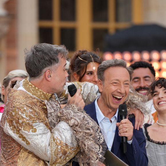 Exclusif - Emmanuel Moire, Louis Delort, Clara Poulet, Stéphane Bern lors de l'enregistrement de l'émission "Versailles en fêtes" diffusée le 5 septembre 2026 sur France 2, à Versailles, France, le 31 août 2026. © Anne-Sophie Guebey/Bestimage
