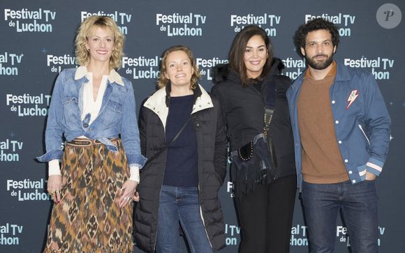 Sara Mortensen, chloé micout réalisatrice, Lola Dewaere, Benoît Michel pour Astrid et Raphaëlle. - Photocall lors de la 24ème édition du festival Tv de Luchon le 11 février 2022.
© Christophe Aubert via Bestimage