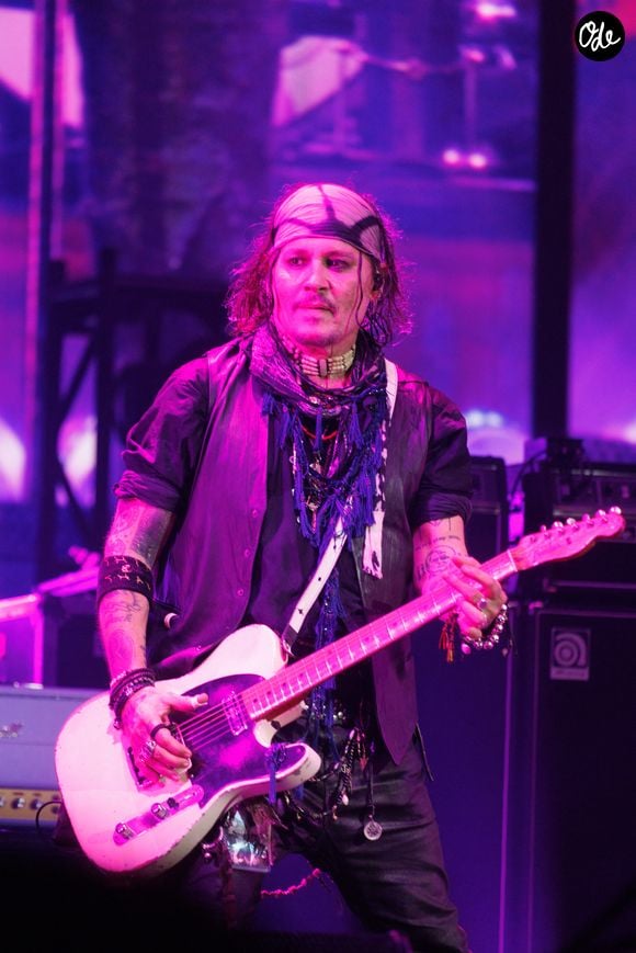 L’acteur aurait consacré près de 10 millions de dollars à sa rénovation, allant jusqu’à y aménager deux piscines, une cave à vin, une salle de sport et un skate park.

Johnny Depp - Concert du groupe Hollywood Vampires à l'Adidas Arena à Paris le 26 août 2026. © Jasmine Aissaoui / Bestimage