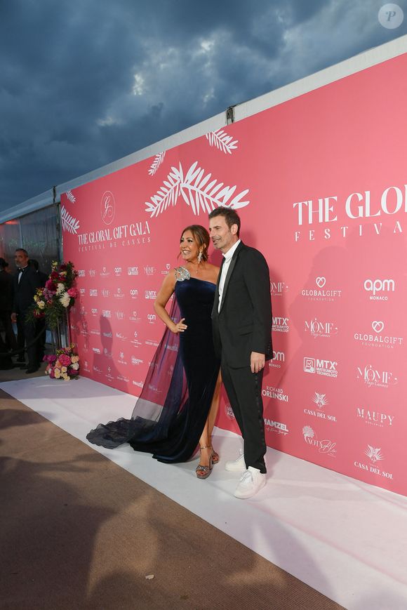 Maria Bravo, Richard Orlinski au photocall de la soirée du "Globa Gift Gala" lors du 78ème Festival International du Film de Cannes, le 19 mai 2025.
© Lionel Urman/Bestimage