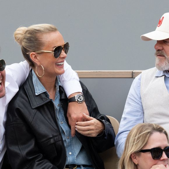 Frederic Suant, Laeticia Hallyday et Philippe Etchebest assistent au tournoi Roland Garros 2025 le 26 mai 2025 à Paris, France. Photo by Laurent Zabulon/ABACAPRESS.COM