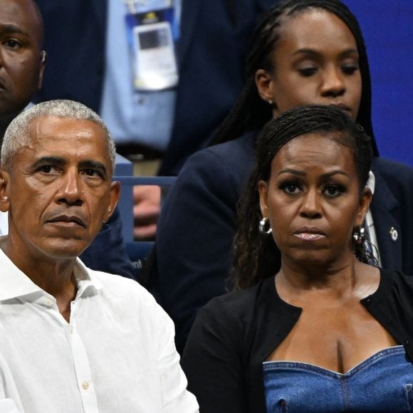 Un invité surprise plein d’ironie ! 

Barack et Michelle Obama assistent à l'US Open de Flushing Meadows (New York) @Backgrid USA / Bestimage
