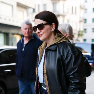 Juliette Binoche était présente à la Berlinade 2026.
Milan, ITALIE Juliette Binoche a fait une apparition élégante à Milan. L'actrice acclamée portait un sac Prada et des lunettes de soleil lors de sa sortie en ville. Backgrid USA / Bestimage