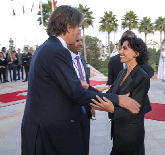 Dominique Desseigne a longtemps nié être le père de l’enfant.

Rachida Dati et Dominique Desseigne à Rabat, au Maroc, lors de la visite d'État de trois jours du président français Sarkozy au Maroc. Photo par William Stevens/ABACAPRESS.COM