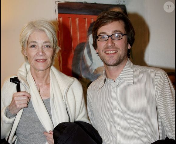 Françoise Hardy et son fils Thomas Dutronc - "Henri Salvador tire sa révérence" et fait ses adieux à a scène lors d'un concert au Palais des Congrès de Paris.