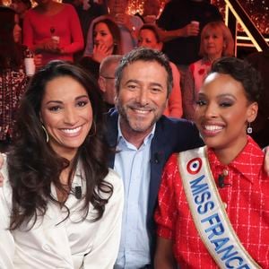 Exclusif - Cindy Fabre, directrice du concours national Miss France, Bernard Montiel, Angélique Angarni-Filopon, miss France 2025 sur le plateau de l'émission "Touche pas à mon poste" (TPMP) diffusée en direct sur C8 le 17 décembre 2024.

© Jack Tribeca / Bestimage