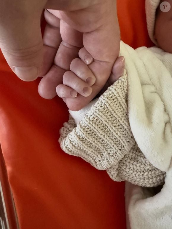 Jérôme et Lucile (L'amour est dans le pré) ont accueilli leur troisième bébé : une petite fille appelée Lily-Rose.