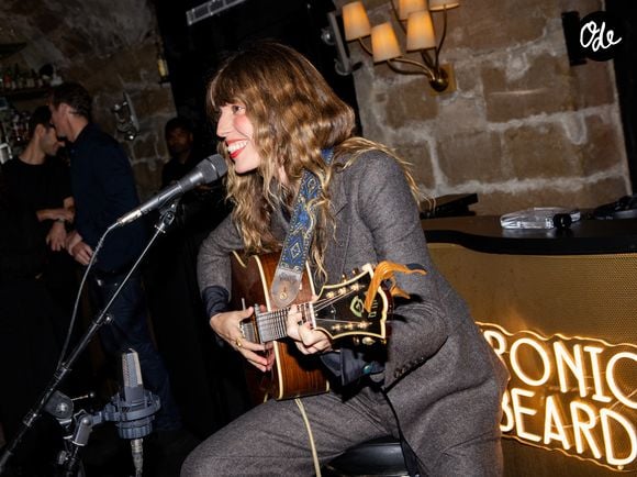 Lou Doillon lors de la célébration de la collection automne 2026 VB au club Le Serpent à Plume, à Paris, le 15 octobre 2026. 

© Astra Marina/BFA.com/Backgrid/Bestimage