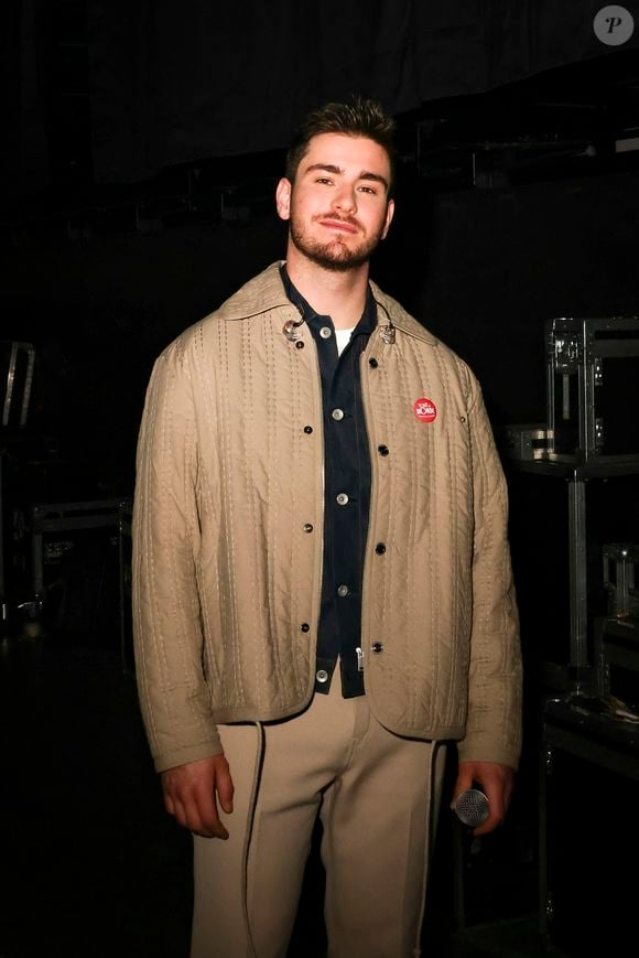 Exclusif - Julien Lieb en backstage du concert du gala de Noël de l'association Tout le monde contre le cancer fête ses 20 ans diffusé le 24 décembre sur M6 à l'Adidas Aren Porte de la Chapelle à Paris, France, le 4 décembre 2025. © Jack Tribeca/Bestimage