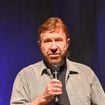 Chuck Norris, 86 ans, pris en charge à Hawaï : qu'est-il arrivé au célèbre acteur américain, connu pour Walker, Texas Ranger ?