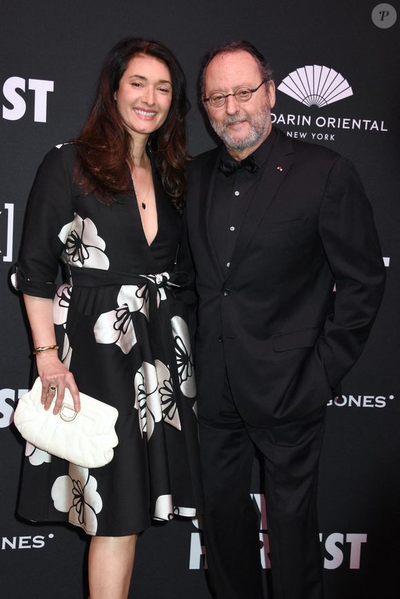 New York, NY - Célébrités au gala City Harvest Presents The 2025 Gala : Carnaval au Cipriani 42nd Street à New York.



Sur la photo : Zofia Borucka et Jean Reno 
Backgrid USA / Bestimage
