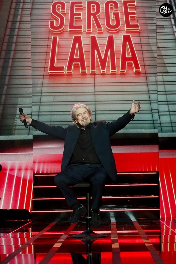 Exclusif - Serge Lama lors de l'enregistrement de l'émission "Serge Lama, le dernier rappel" présentée par F. Bollaert, diffusée le vendredi 21 novembre 2025 sur France 3 à 21h10, au théâtre Marigny à Paris, France, le 29 avril 2025. © Clovis-Moreau/Bestimage