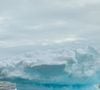 Au fil de son expédition, il a immortalisé un spectaculaire glacier aux reflets bleutés.

Extrait du compte Instagram de François Roelants.

© Instagram / François Roelants