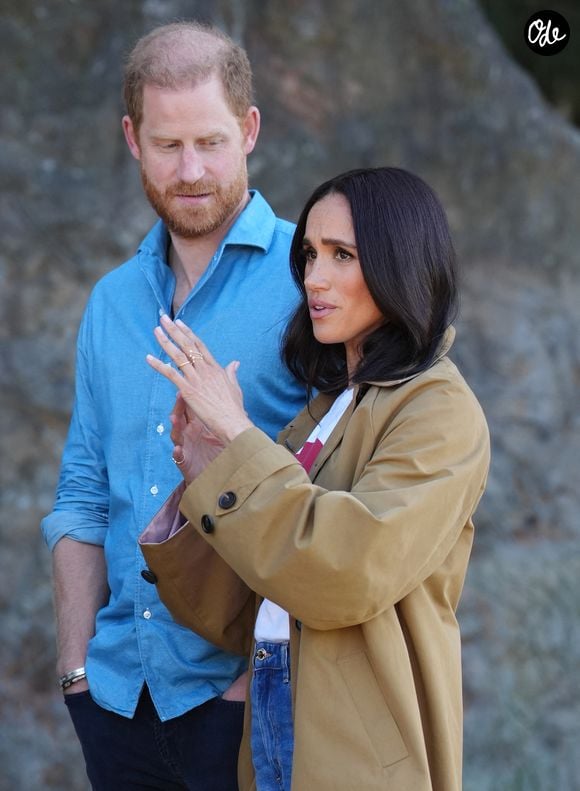 Le duc et la duchesse de Sussex (Meghan Markle, duchesse de Sussex) (le prince Harry, duc de Sussex, et Meghan Markle, duchesse de Sussex) lors du « Scar Tree Walk » à Melbourne, dans l'État de Victoria, au troisième jour de leur voyage officiel en Australie. Date de la photo : jeudi 16 avril 2026. © PA Photo/ Bestimage