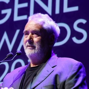 Enfin, leur permis de chasse leur avait été retiré pour un an", ajoutent nos confrères du "Parisien".

Exclusif - Luc Besson remet un génie d'honneur à Sophie Leclerc - Soirée des "Digital Creation Genie Awards 2026" au casino d'Enghien-les-Bains le 21 janvier 2026. © Denis Guignebourg/Bestimage