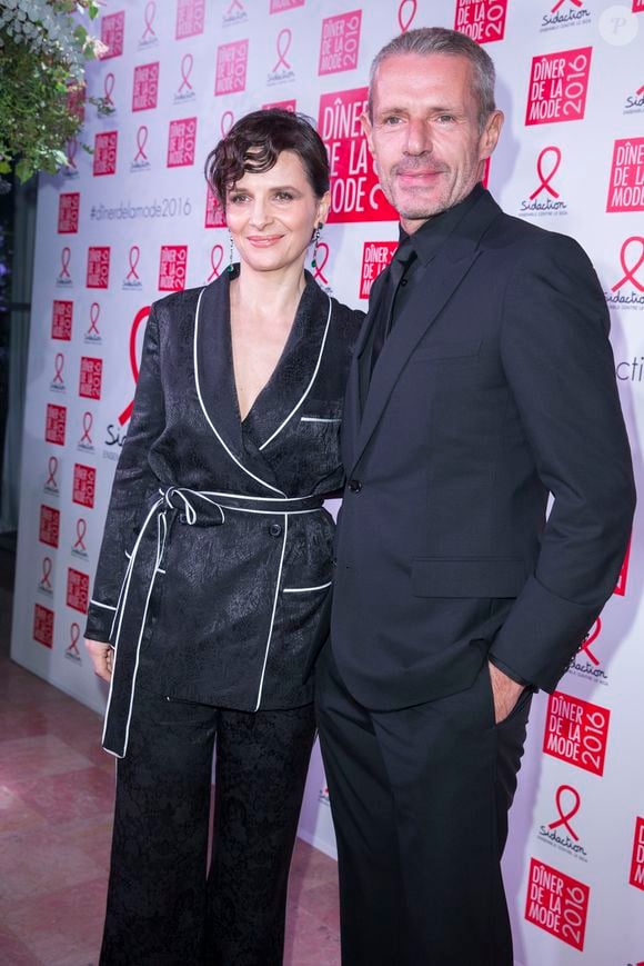 Juliette Binoche et  Lambert Wilson au dîner de la mode 2016 pour le Sidaction au pavillon d'Armenonville à Paris, le 28 janvier 2016. © Olivier Borde/Bestimage