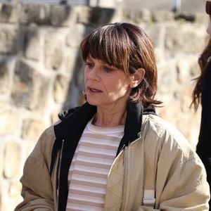 Marina Foïs aux arrivées au défilé Rabanne Mode Collection Prêt-à-Porter Automne/Hiver 2025-2026 lors de la Fashion Week de Paris (PFW) au siège de l'Unesco, à Paris, France, le 6 mars 2025. © Denis Guignebourg/Bestimage